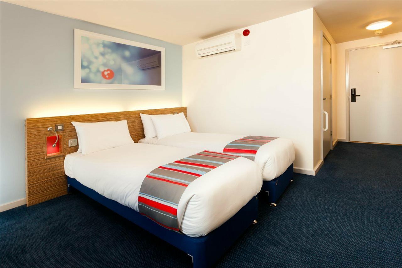 Travelodge Croydon Central מראה חיצוני תמונה